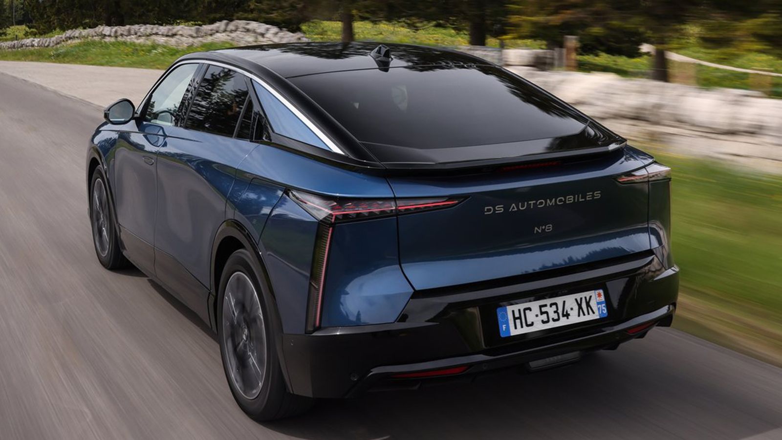 Αυτές είναι οι τιμές του DS N°8 στην Ελλάδα 